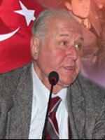 Prof Dr Utkan KOCATÜRK